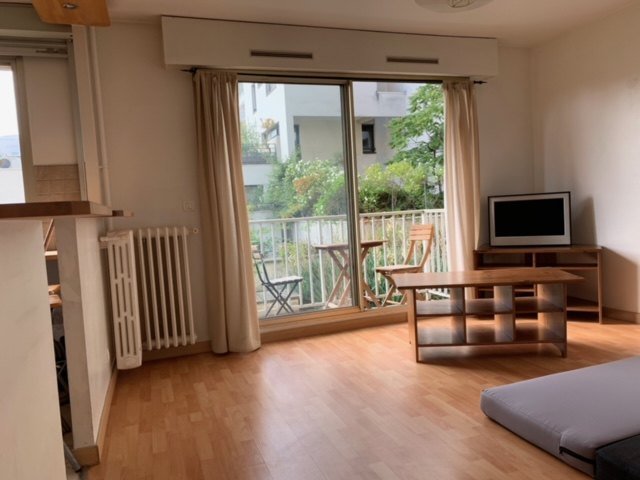 Location appartement meubléParis 75015