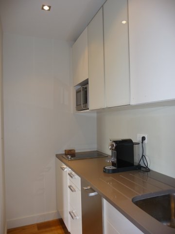 Location appartement meubléParis 75015