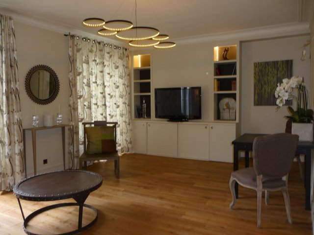 Location appartement meubléParis 75015