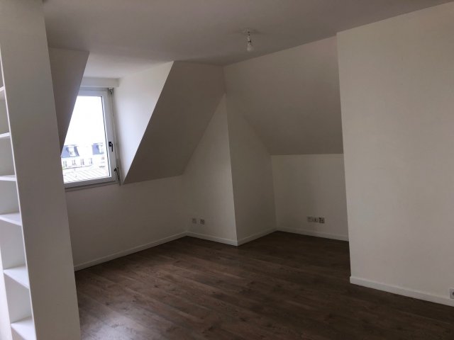 Location appartement Paris 75011